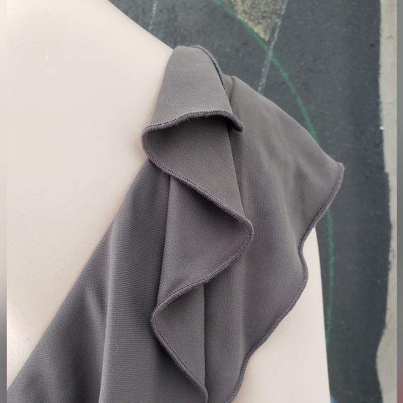 Andy Thê-Anh | Evening Gown with Ruffle Details - Picture 10 of 14